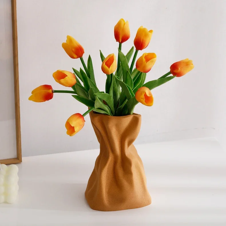 Crinkle Papieren Zak Vaas, Unieke Grijp Design Keramische Vaas, Minimalistische Nordic Boho Ins Stijl voor Moderne Woondecoratie, Bruiloft Eettafel Party Woonkamer Kantoor Slaapkamer, Decoratief