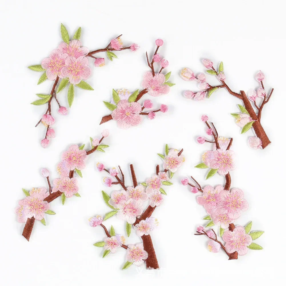 Coppia di toppe con rose ricamate da stirare a fiori e rose