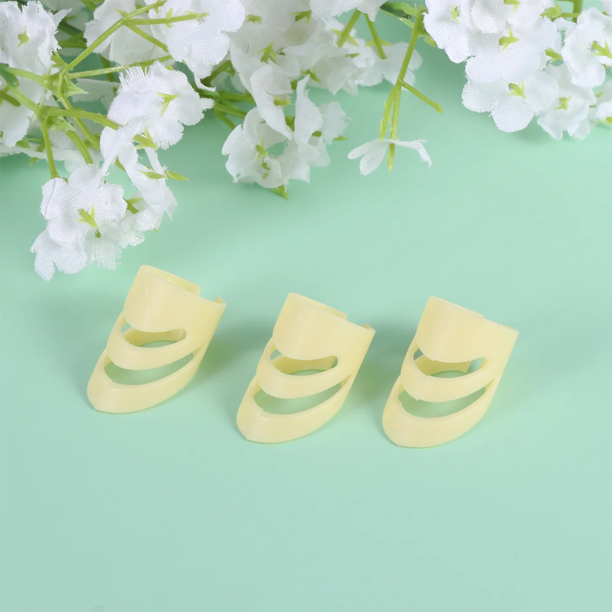 

2 Sets Guitar Finger Protector Fingertip Protectors Bass Ukulele Thumbpicks for