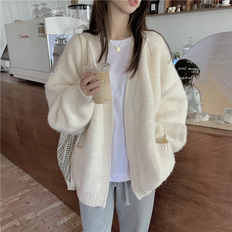 

Lazy Wind Soft Sweet College Style V Neck Sweater Cardigan Student Korean Style Loose Wear Outer Coat Autumn Winter New 2022
