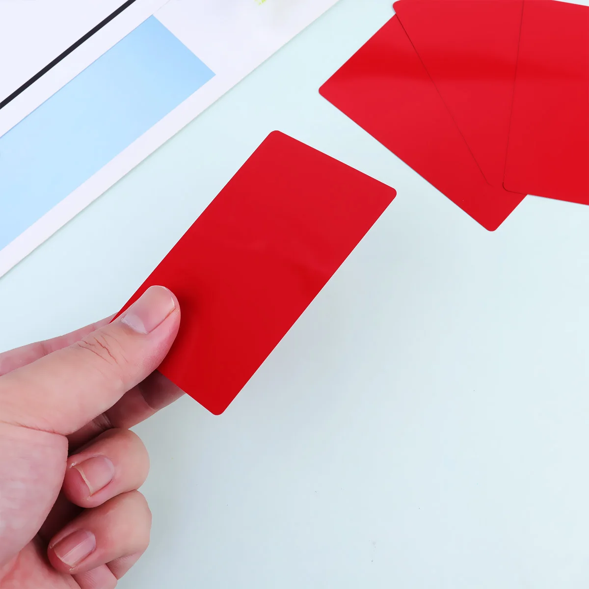 50개 각인 명함 0.2mm 얇은 빨간색 양극 산화 알루미늄 DIY 명함 CNC 기계 블랭크 신용카드 맞춤 색상