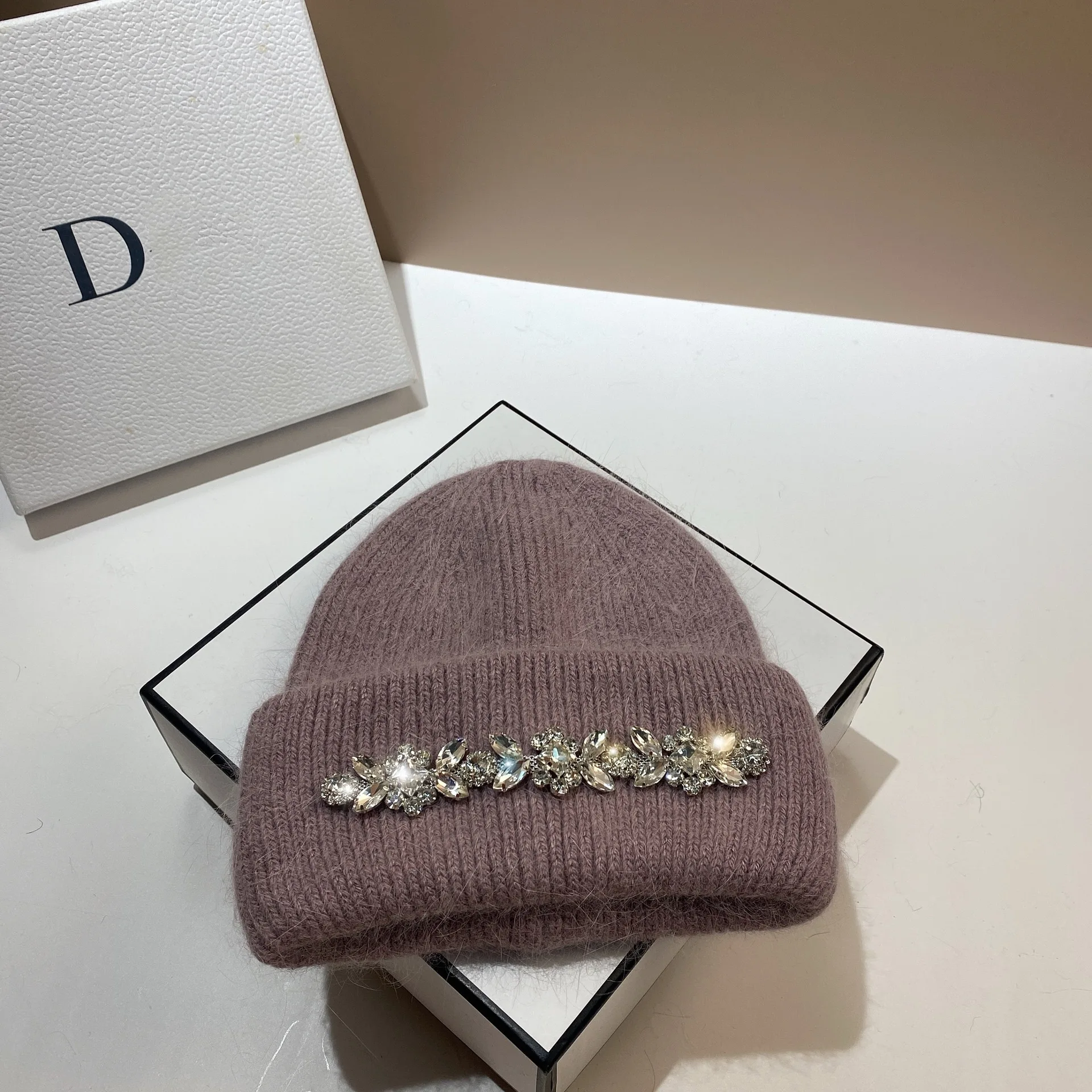 Fashion Women Winter Hat Real Rabbit Fur Knitted Beanie Caps Diamonds Flower Lady Casual Hats Warm Wool Skullies Beanies