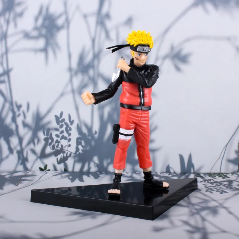 Totem Pequeno Boneco Naruto Sasuke Uchiha 7cm + Base