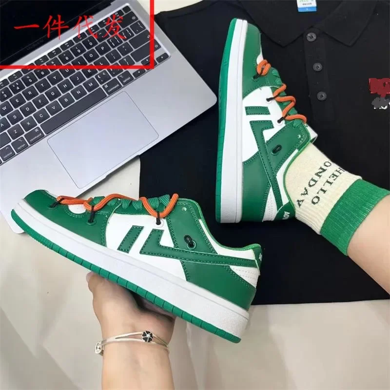 

2024 New Korean Style Couple Strappy Shoes Student Harajuku Low-top Women's Shoes Fashion Casual Sports Men's Shoes