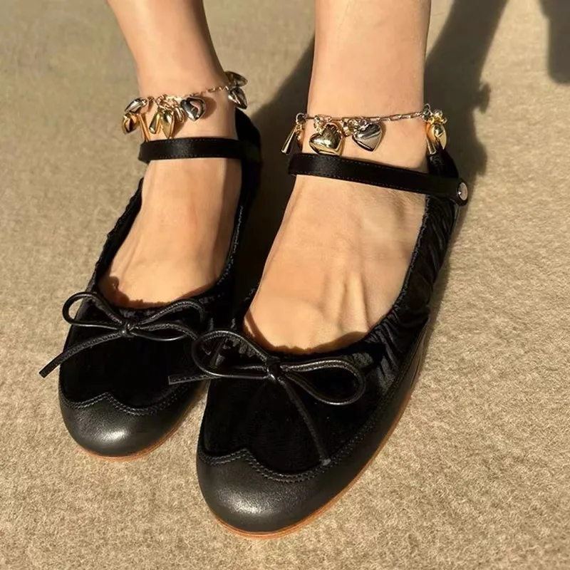 Small Fragrant Flat Bottom Ballet Shoes for Women with Retro and Popular Design, Pleated Mary Jane Women's Bow Tie Single Shoes