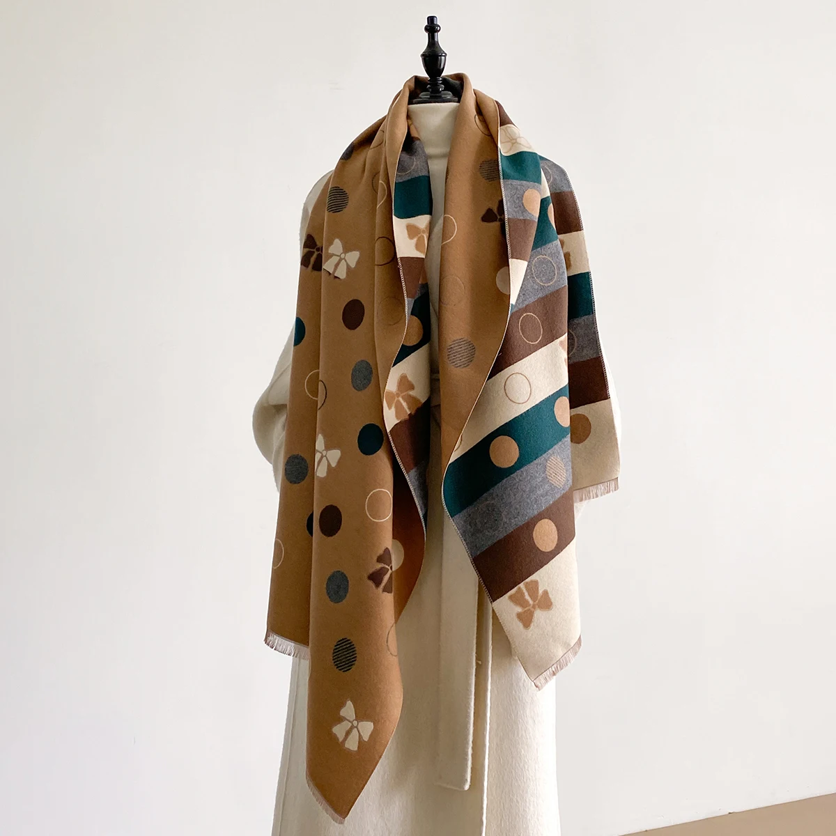 New Brand Elegance Bow Print Scarf Soft Warm Fringe Pashmina Shawl Autumn and Winter Outdoor Coldproof Windproof Blanket 2025