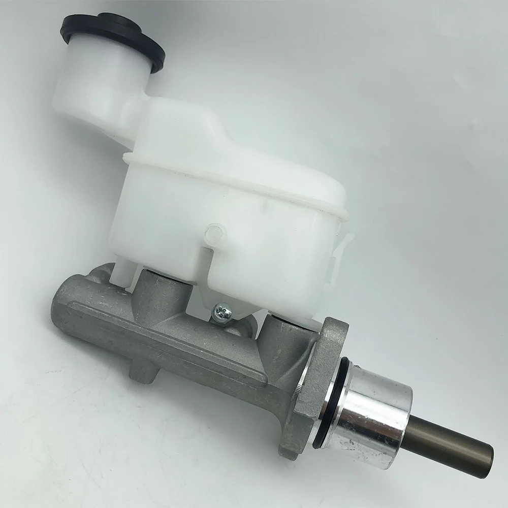 Brake Master Cylinder LHD For Toyota Hilux VII KUN26 GGN25 4WD 2005-2015 47201-09210 4720109240