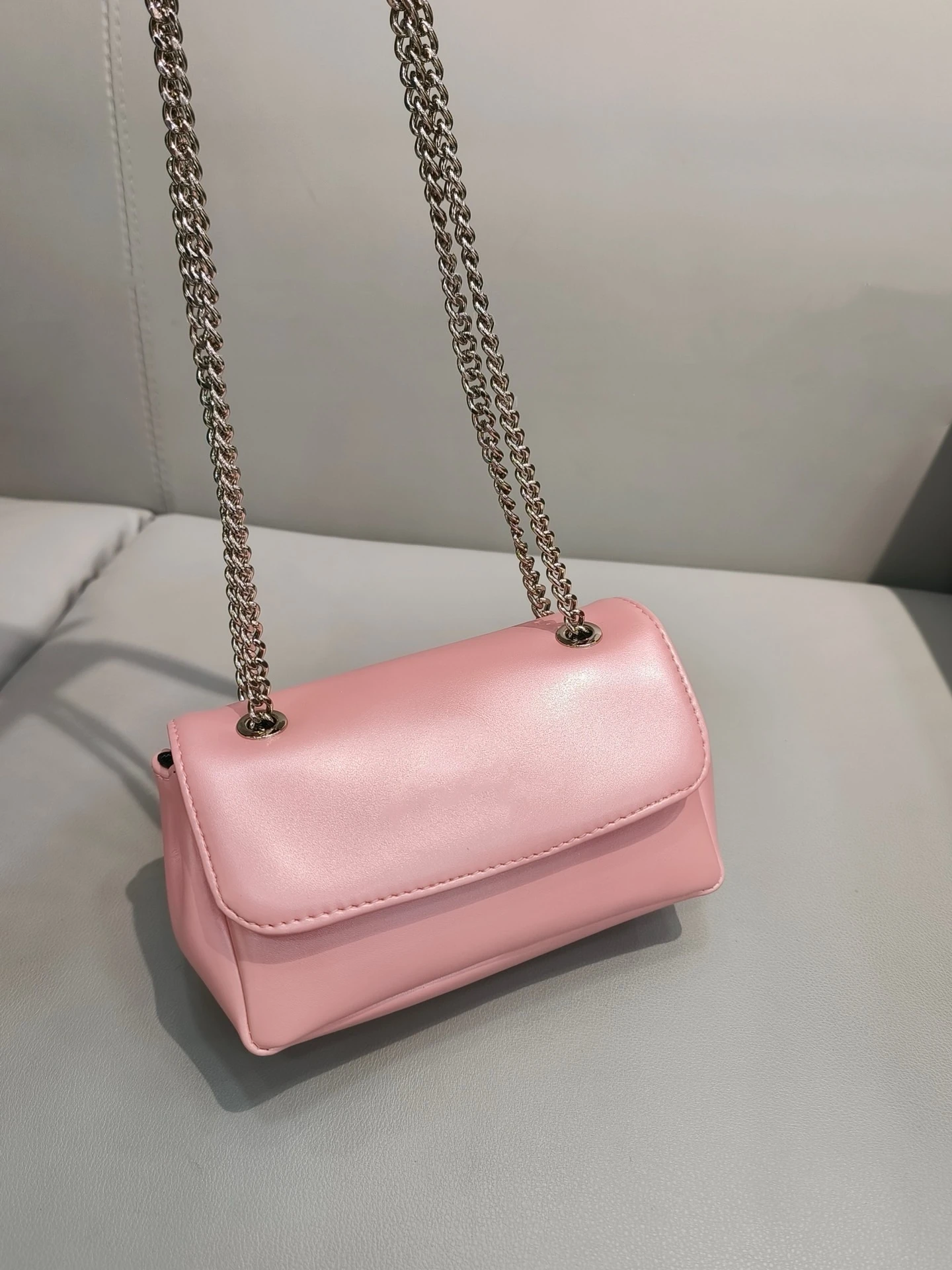 

Pearl Luster Pink Mini Bag Double Chain Shoulder Crossbody Bag Spice Girl prom Lipstick Purse Alligator Pattern Small Square Bag