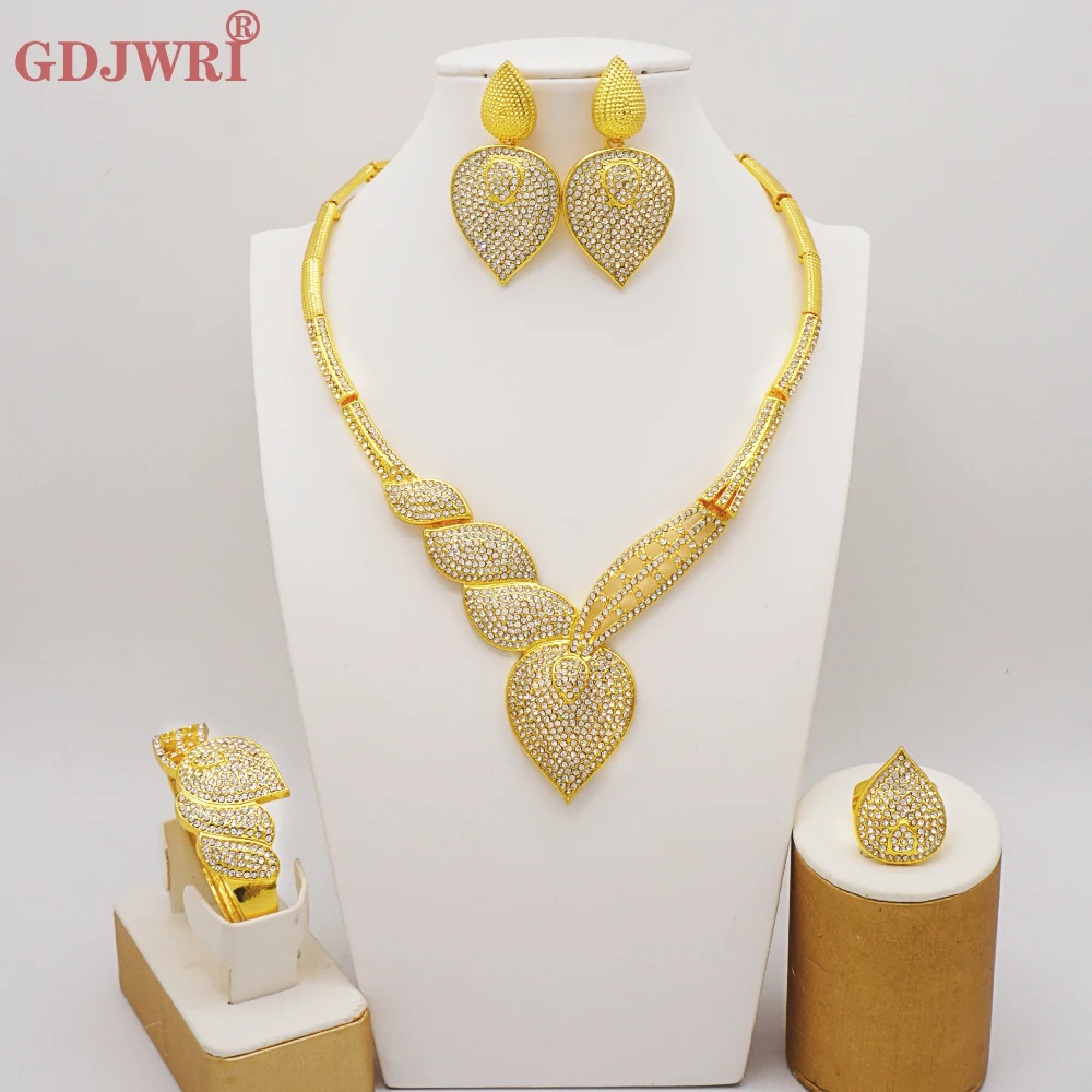 

Italy New Design Ladies Dubai Gold Color Jewelry African Fashion Necklace Earrings Ring Bracelet Set Heart Shape Jewellery Sets