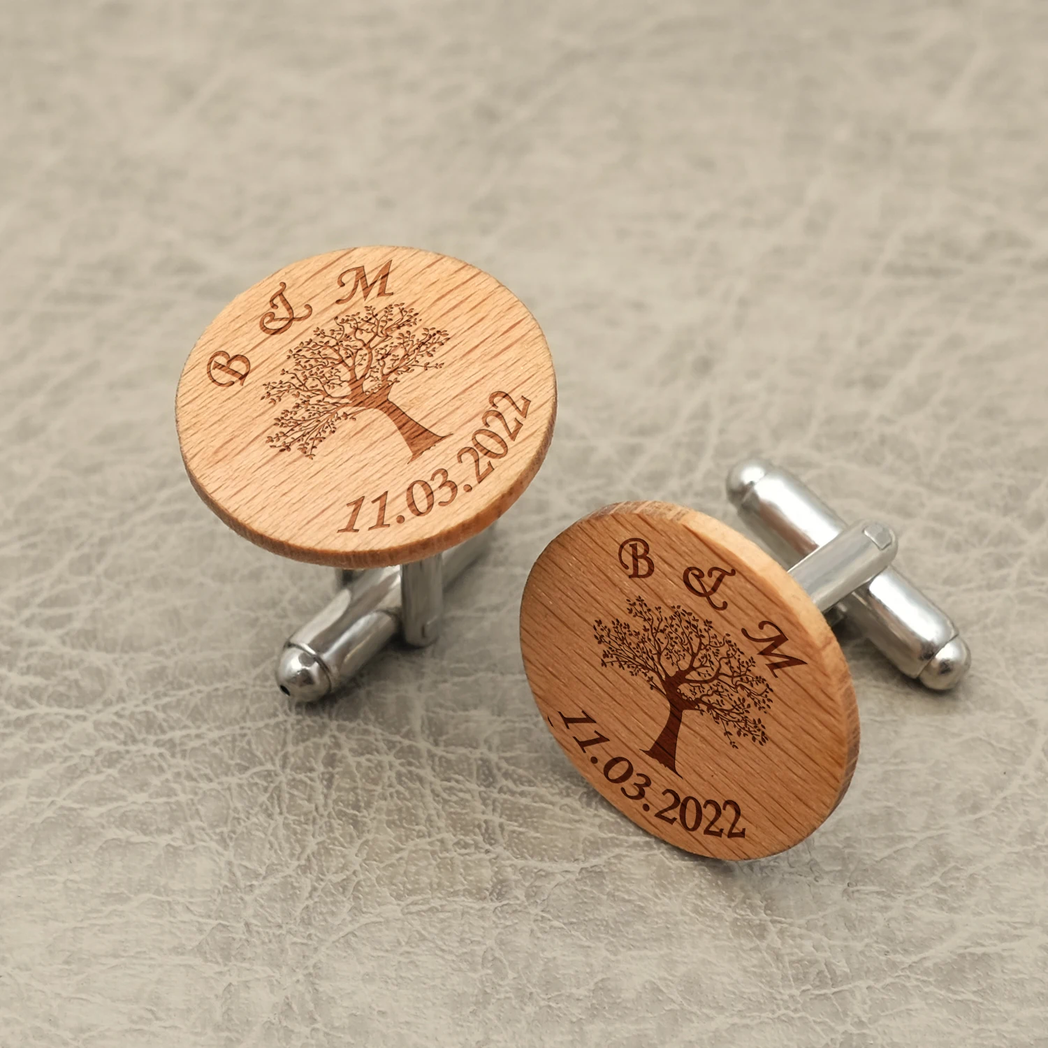 Personalized Wooden Cufflinks For Men Custom Round Cuff Link Wedding Shirts Cuff Links For Father of The Groom Bride Groomsmen w04 remote control electric train 2 section magnetic link compatible toy car wooden track white harmony train