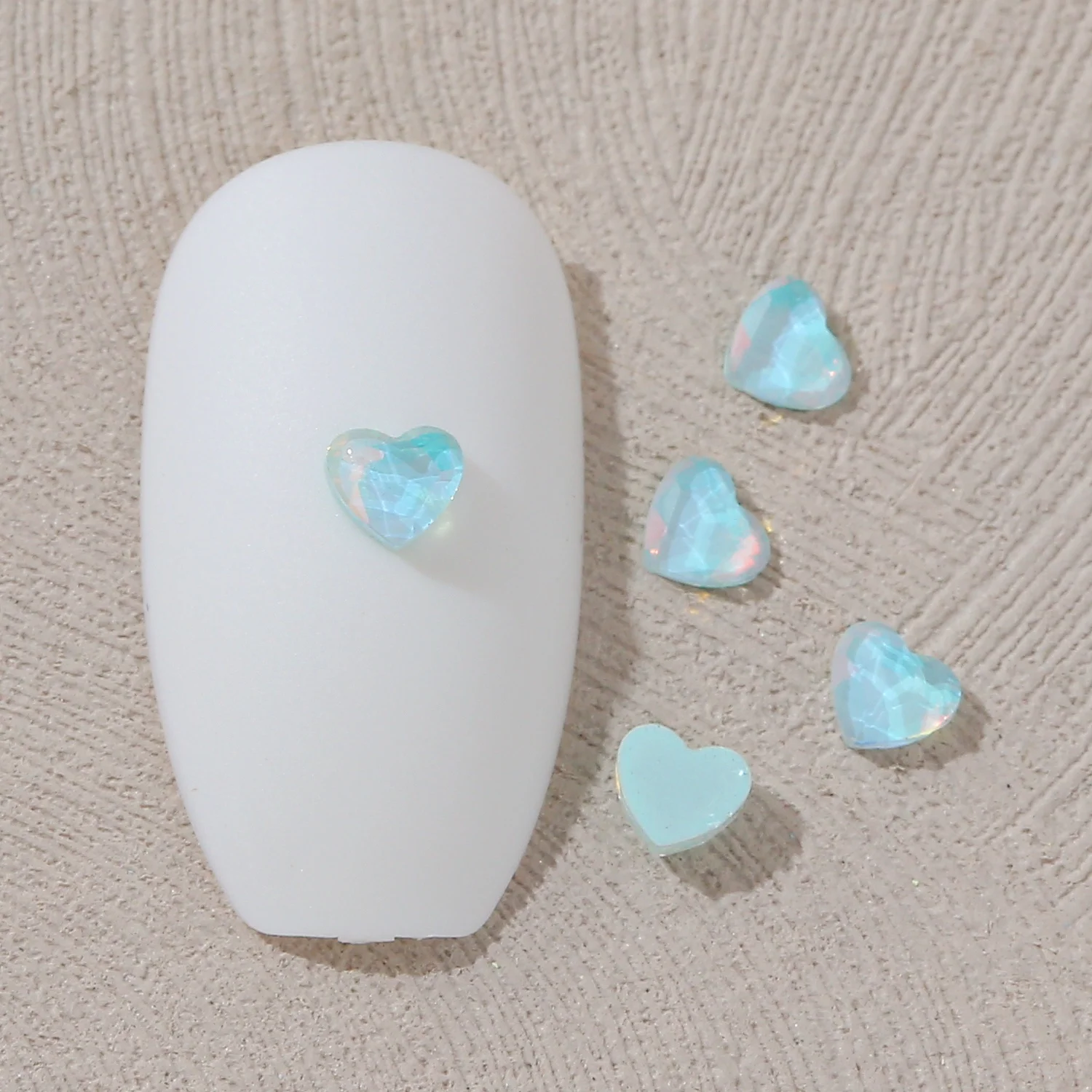 오팔 모카 자체 접착 반짝이는 유리 크리스탈 3D 네일 장식, 하트 모양, 평평한 바닥, 네일 아트, 모조 다이아몬드, 도매, 3mm