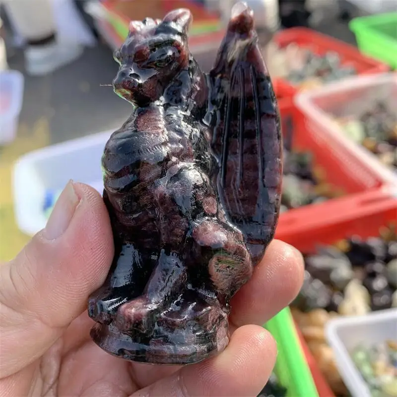 Natural Garnet Dragon Carving Statues Stones Healing Fengshui Home Decoration Accessories 1PCS 2