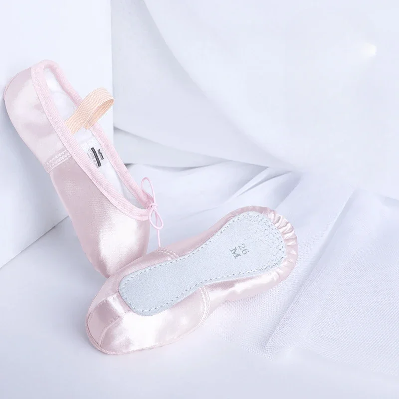 

Satin Ballet Shoes for Children Girls Soft Soled Dance Practice Shoes Pink One-soled Body Pointe Shoes