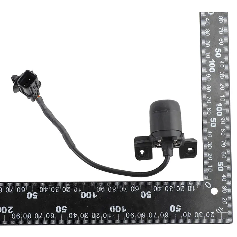 High Quality Car Rear View Reversing Camera Parking Assist Camera 99240-S1500 / 99240S1500 For Hyundai Santa Fe
