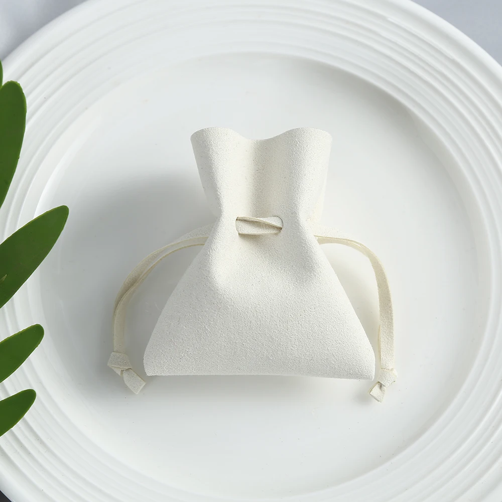 Fashion Jewelry Drawstring Pouches White Fungus Style Microfiber Packaging Bag Ring Earrings Gift Storange for Wedding Party