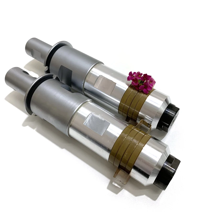 Oscillatore Per Saldatura Ad Ultrasuoni 20Khz 2000W Con Booster Per Saldatura Ad Anello Auricolare Per Maschera Facciale N95