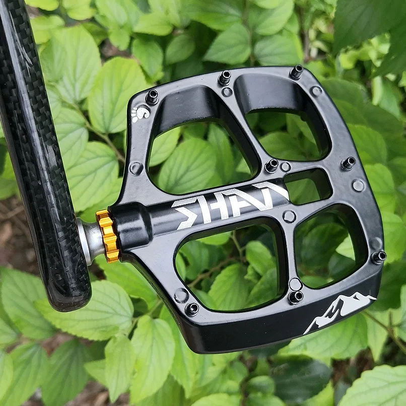 2 Pcs Bicycle Pedals Aluminum Alloy Non-Slip Pedals Sports Bike Stunt Pedals wit