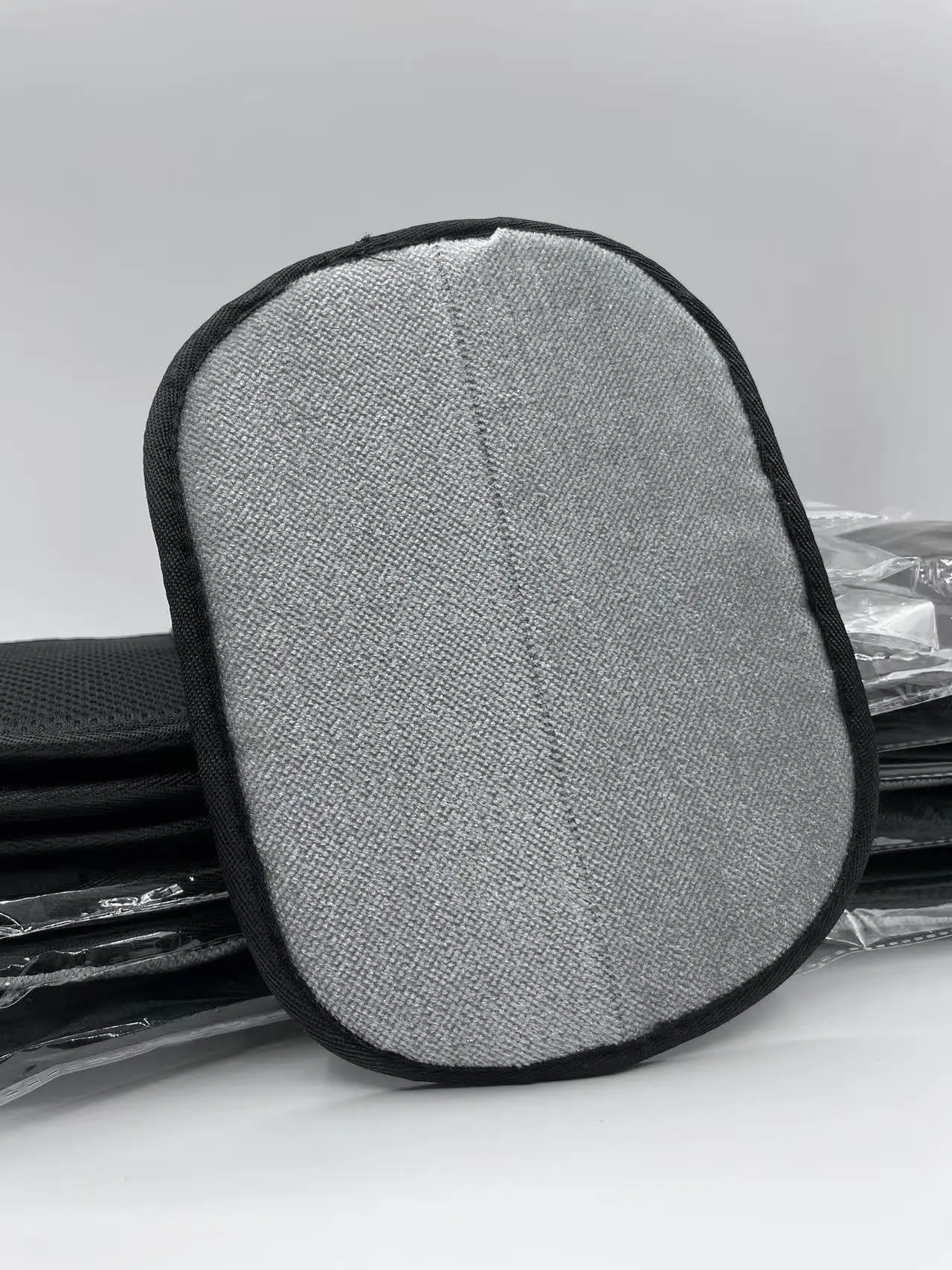 Pet Grooming & Massage Glove - Soft Hair Remover & Cleaning Brush