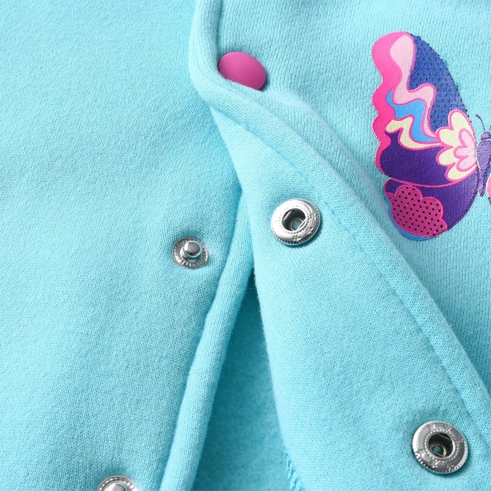 VIKITA Jacket On Model