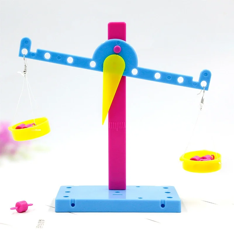 1 Pcs DIY Handmade Gizmo Balance Scale Toy Math Match Game Board Toys Kids Educational Toy Addition Subtraction Math Toys