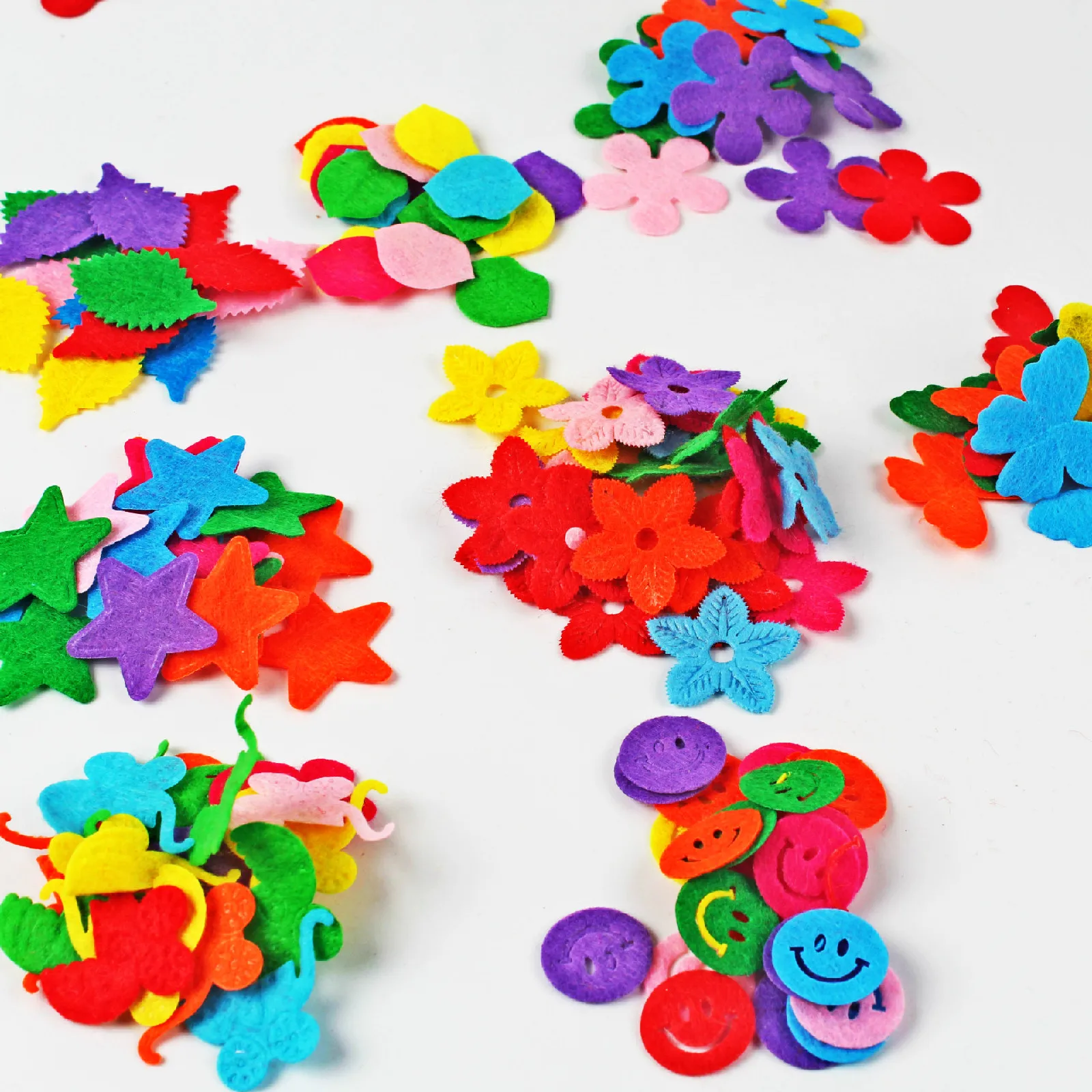 100PCS Non Woven Smile Flower Butterfly Wool 1mm Felt Fabric Hair Rope DIY Handmade Accessory Stickers Applique Patches Felt Pad