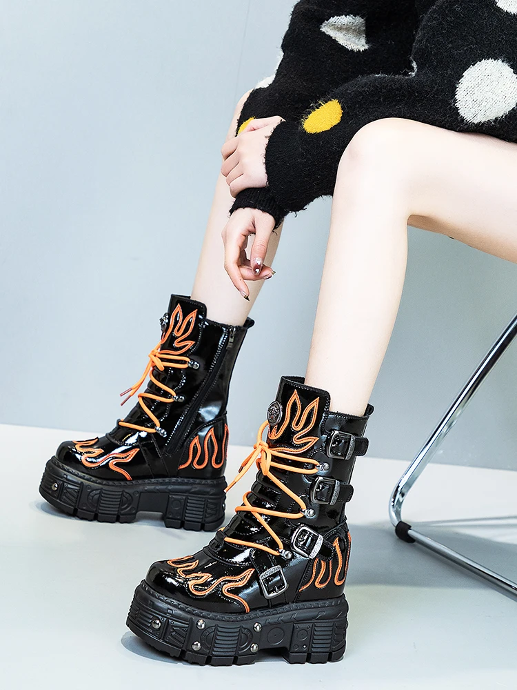 Fashion Women Motorcycle Boots Rivet Metal Chain Buckle Belt Short Equestrian Round Toe Mid-calf Boots Lady Platform Chunky Boot