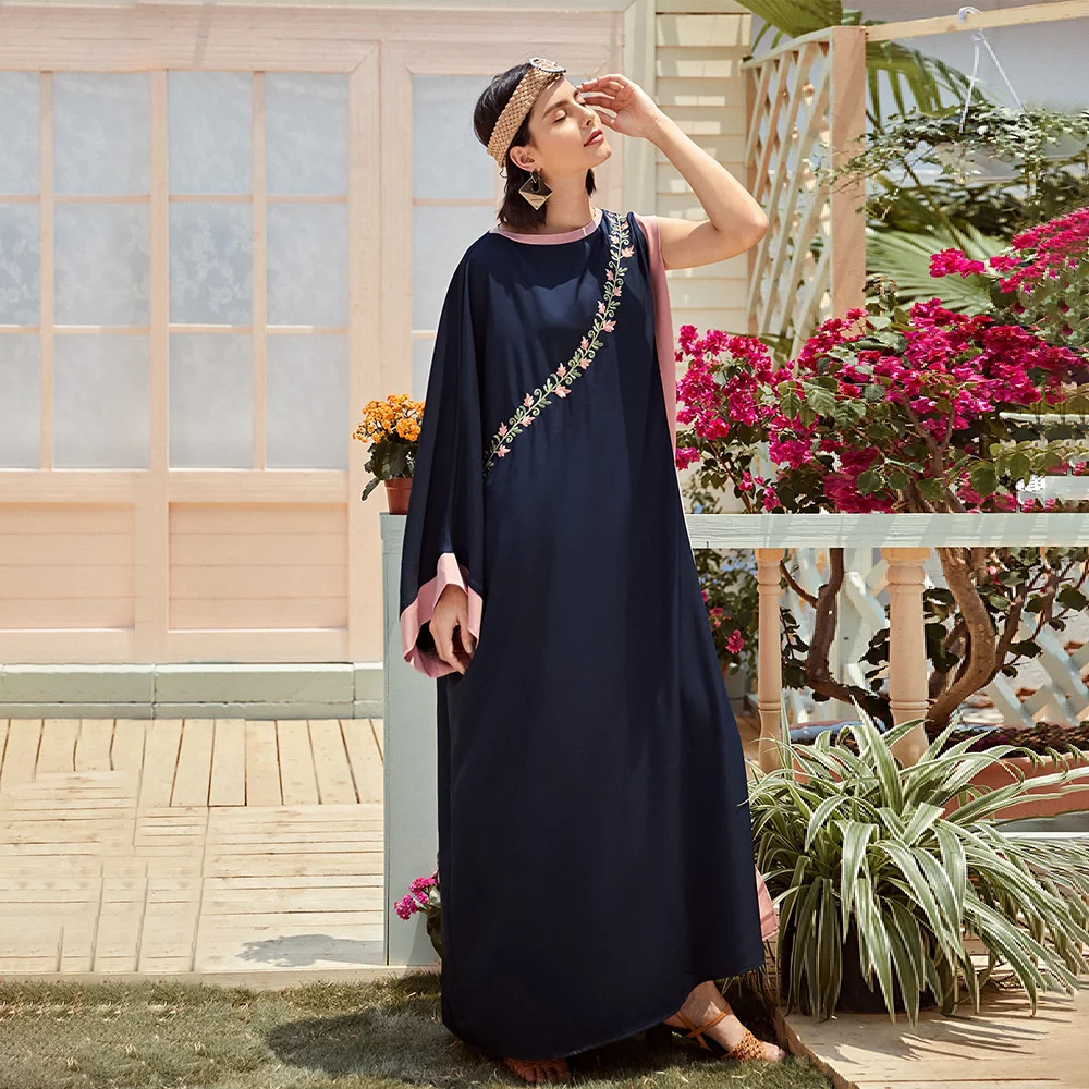

European and American Women's 2023 Summer Ethnic Style Round Neck Irregular Loose Waist Embroidered Navy Blue Long Dress