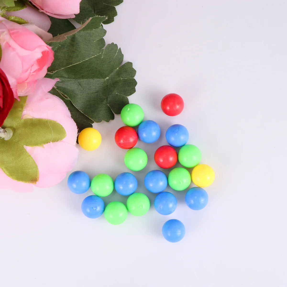 

Game Replacement Balls Plastic Colorful Games Beads Compatible for Hungry Hippos Swallowing Beads Game Toy (Random Color)