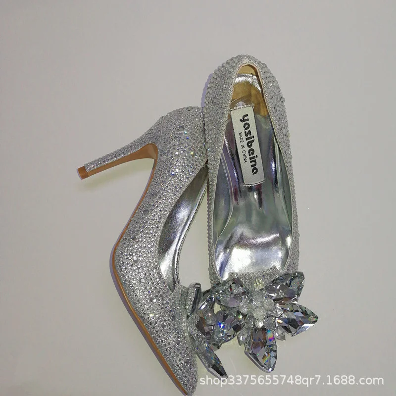 

Туфли-лодочки женские с кристаллами, заостренный носок, тонкий каблук, пикантные Серебристые свадебные туфли-лодочки для невесты