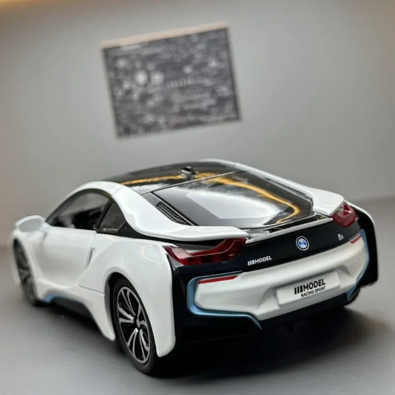 トイザらス　BMW i8 動作未確認 電動乗用車 BMW-i8 子供用 トイザらス - メルカリ