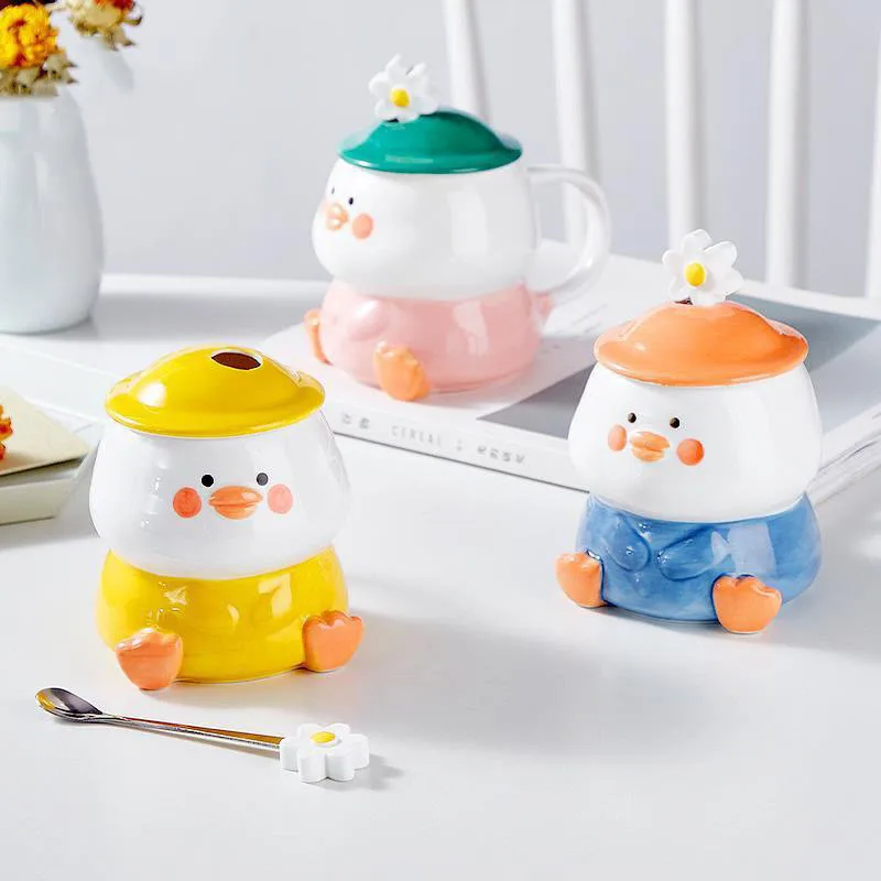 

Creative Cute 400ml Cartoon Hand Painted Duckling Ceramic Coffee Mug With Lid Spoon Milk Tea Cups Gifts