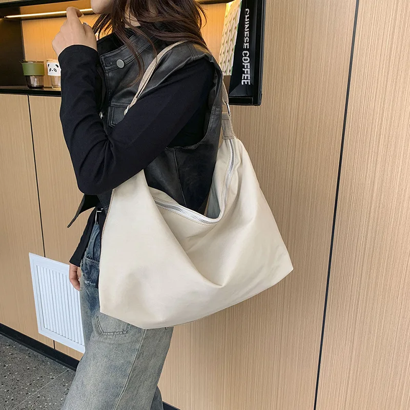 Tote Large Capacity Nylon Shoulder Bag New Casual Solid Color Simple Harajuku Style Daily Commute Casual Street Trend All-match