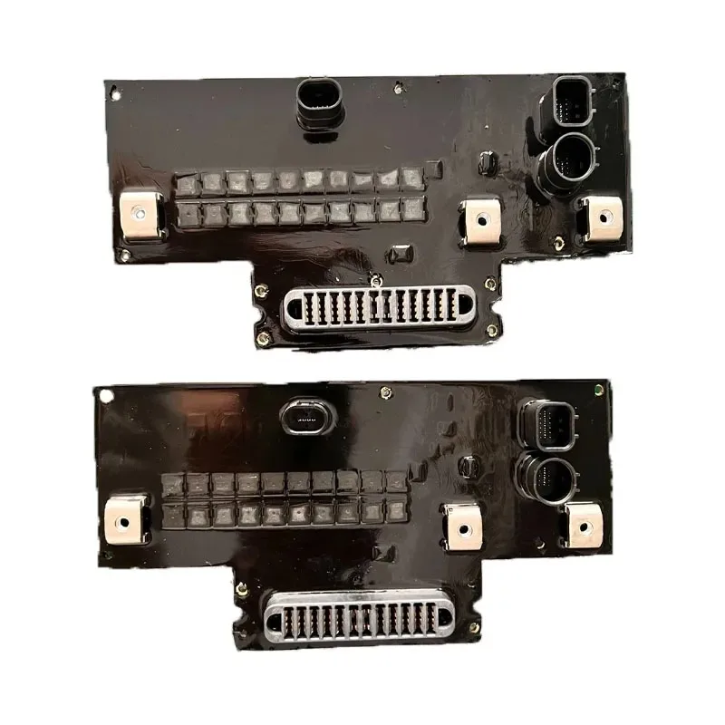 Carte mère de batterie pour drone DJI Agras T50 posée sur fond noir, pièce électronique de rechange.