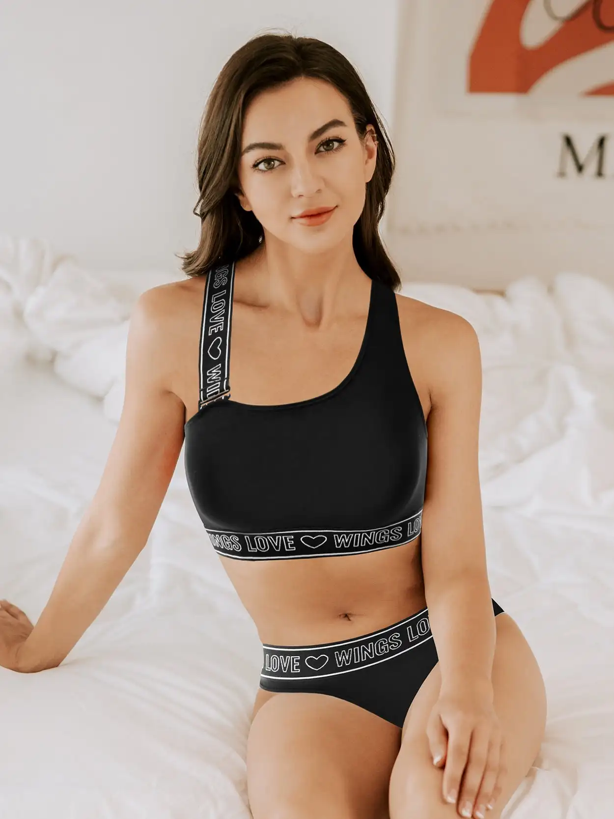 Women Letter Print Sports Bra Ultra-Thin Breathable Brassiere Solid Comfortable Push Up Lingerie Sexy Asymmetry Sport Bralette