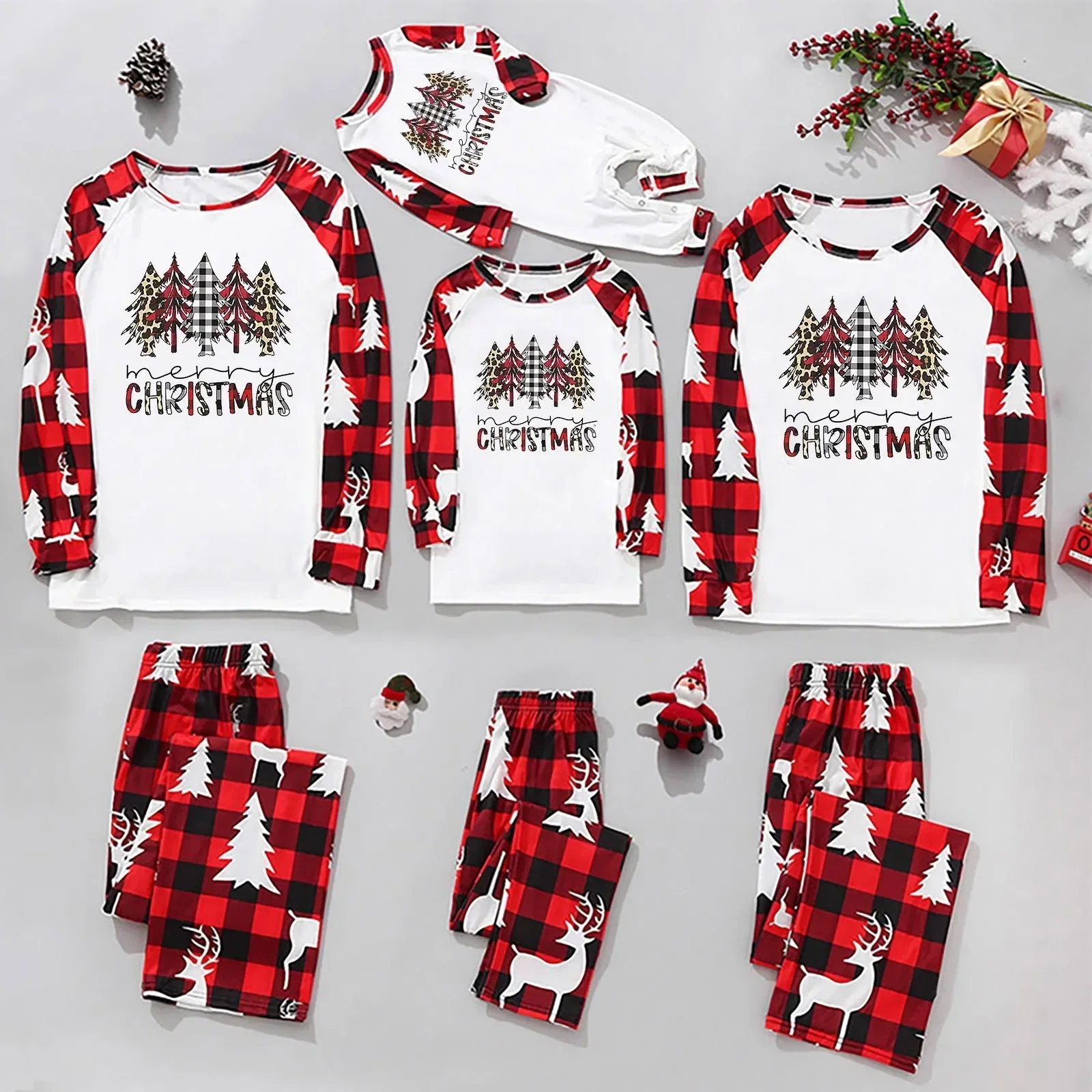 thumbnail image 5 of Conjunto de pijama navideño de invierno a juego con estampado de ciervo y alce para madre, padre e hijos, traje de 2 piezas, ropa de dormir para bebé, ropa de aspecto familiar de Navidad, 5 of 5