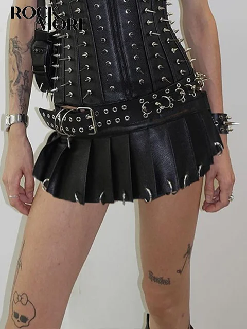 Rockmore Metal Ring Buckle Pleated Leather Skirt: A Must-Have for Gothic Fashion Enthusiasts