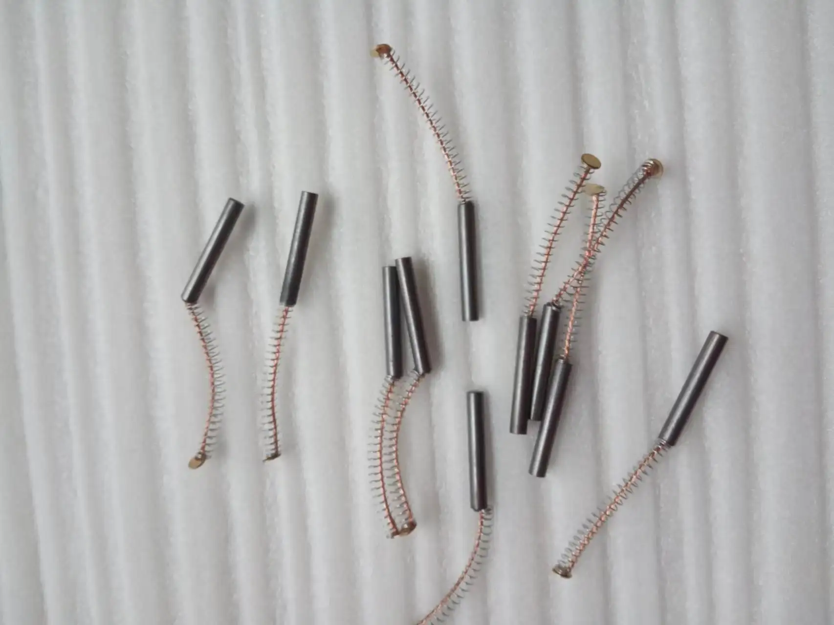 10pcs 원통형 카본 브러쉬, 4*10 4*15 4*20 4*25 5*25 5*30 6*10 6*20 ..