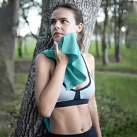 Microfiber Bath Towel,Sports Quick-drying Super Absorbent Camping Towel,Super Soft And Lightweight Gym Swimming Yoga Beach Towel 2