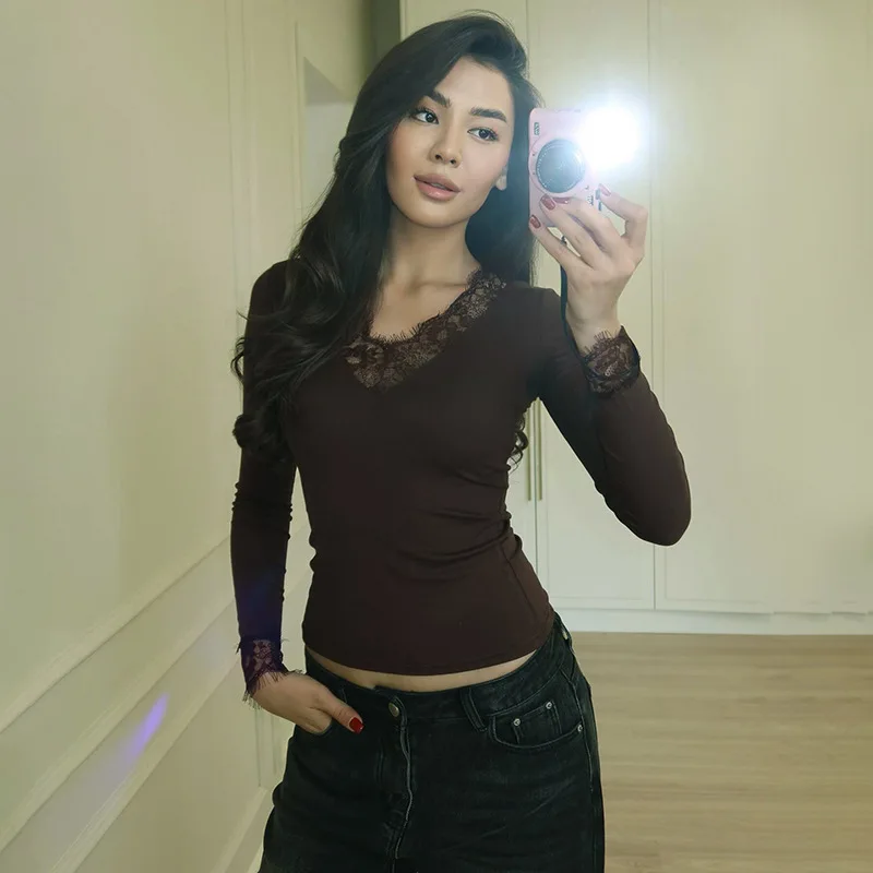 Women's V-neck Lace Splicing Top European American Style Autumn New Waist Exposed Umbilical Fashionable Casual Wear