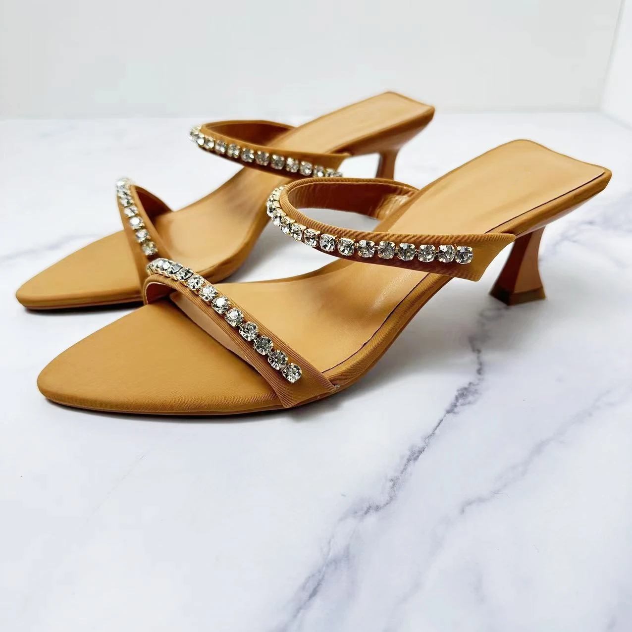 

2024 New Women's Shoes Fashion Brown Rhinestone Satin High Heels With Empty Sandals.