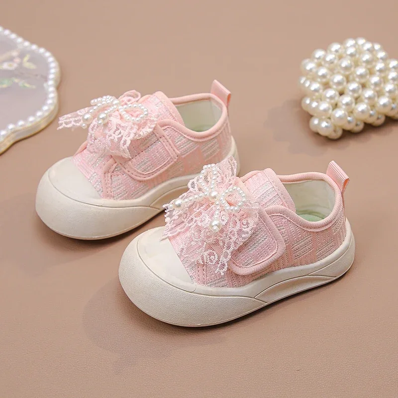 Girls Princess Shoes Sweet Lace Bows Kids Canvas Shoes Soft Bottom Non-slip 2025 New Fashion Children Flat Shoes Beading Cute