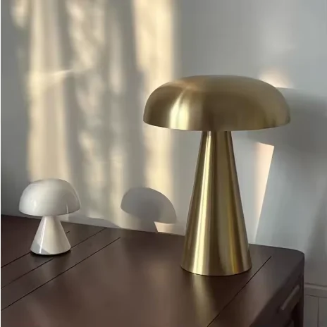 LED Table Lamp Touch Sensor Desktop Night Light Rechargeable Wireless Reading Lamp for Restaurant Hotel Bar Bedroom Decor Light