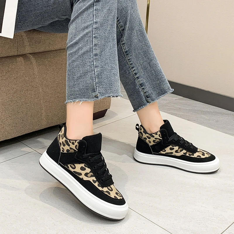 

Fashion Women's Canvas Shoes Women Flat Shoes Women Sneakers High-top Leopard Print Comfortable Lace-up Footwear Zapatos Mujer