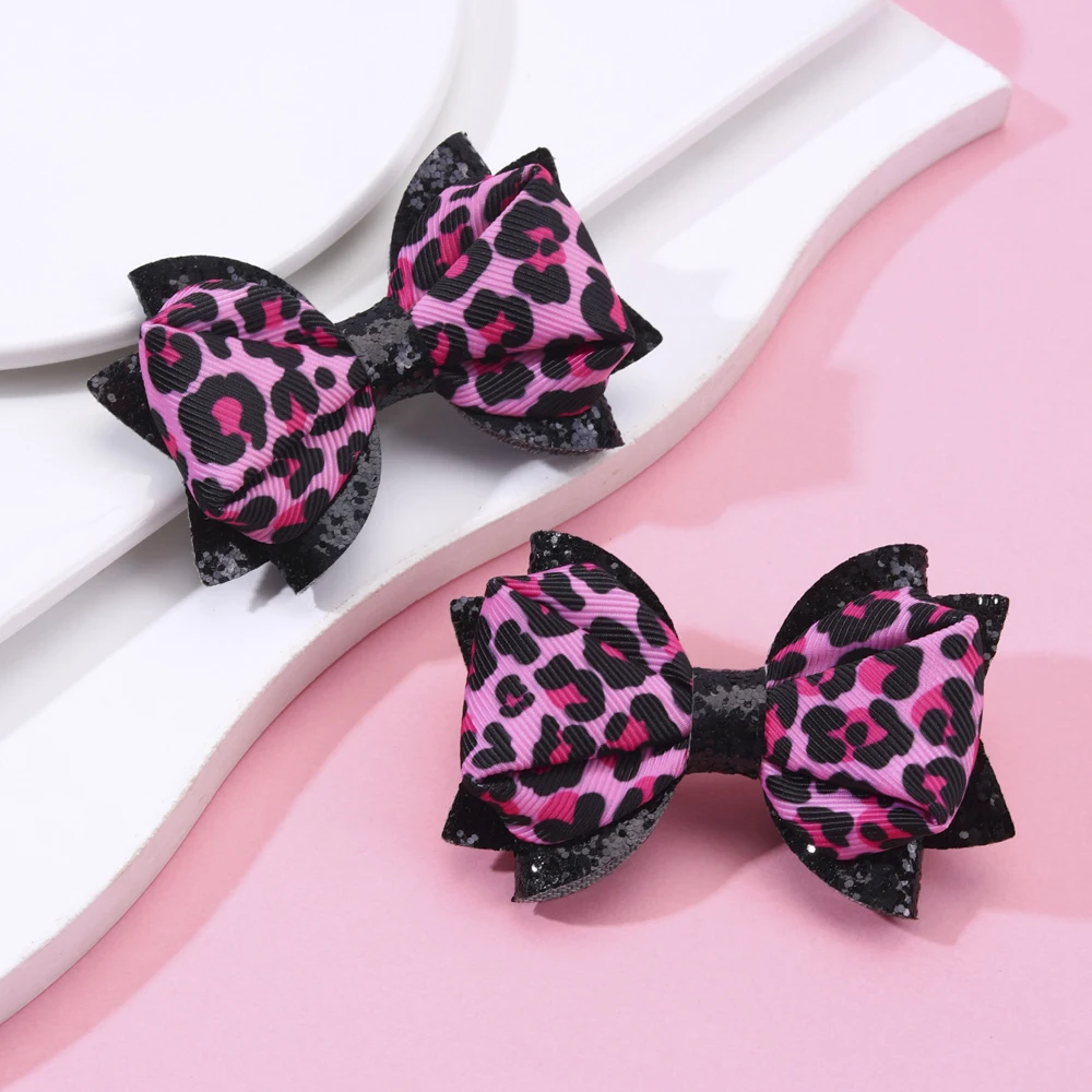 2 stücke Leoparden muster Muster Bogen Haars pangen für kleine Mädchen Glitzer Haars chleife Clips süßes Haar Zubehör für kleine Mädchen