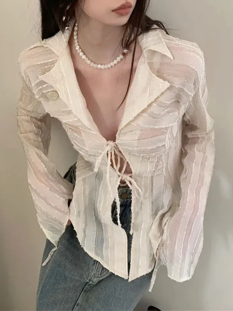 

Корейский модный уникальный пряный женский топ с отворотом для девушек Весенняя женская однотонная Тонкая блузка на шнуровке