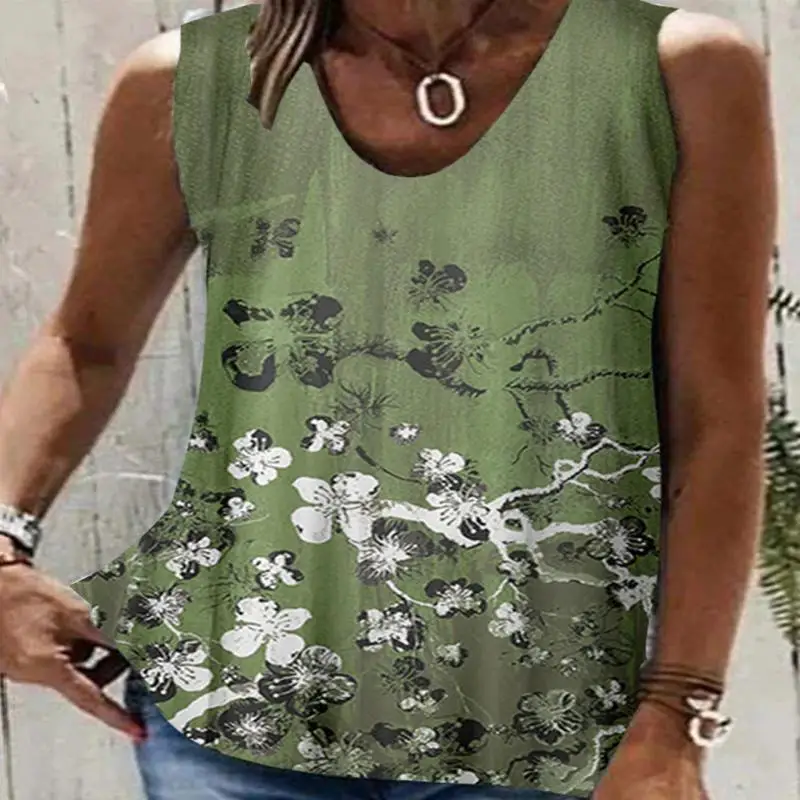 

Plus Size Women Sleeveless V-neck Floral Printed Graphic Top
