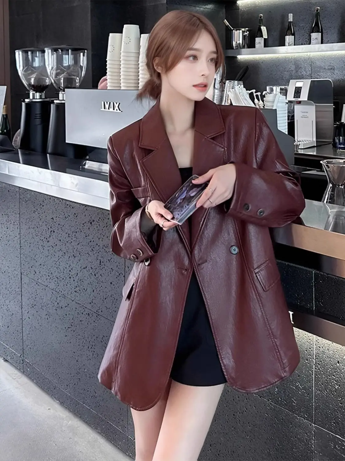 2025 Spring Autumn New Ankela Red Retro High Grade Leather Jacket for Women, Loose and Casual, Skinny Leather Suit Trendy Blazer