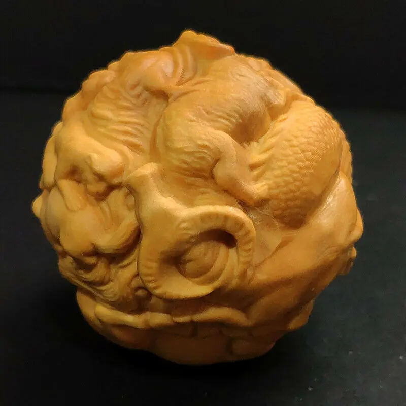 

JM028 - 1.8 " Hand Carved Boxwood Figurine Carving: 12 Zodiac Animal Ball