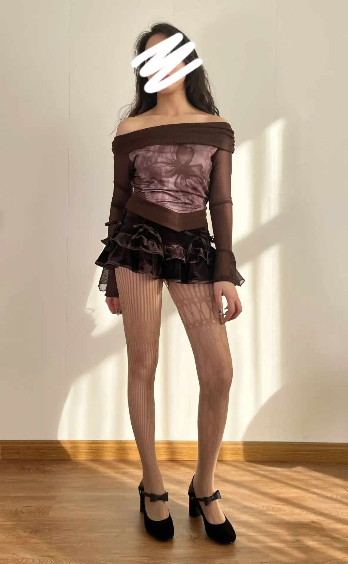 Persönlichkeit Spitze Asymmetrische Muster Damen Strumpfhosen Vertikale Streifen Patchwork Lolita Hottie Sexy Alle Spiel Punk Strumpfhosen – Detail 2