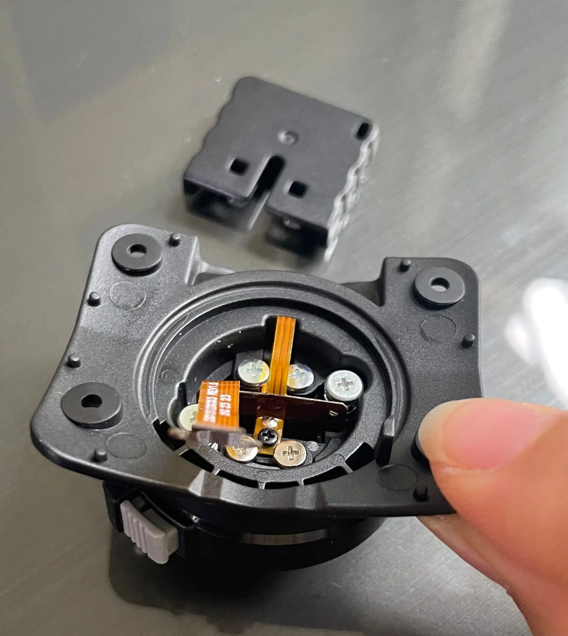 Hot Shoe Adapter Mounting Foot For Godox TT685IIS TT685IISony Version Flash Speedlite Repair Fix Part One pc